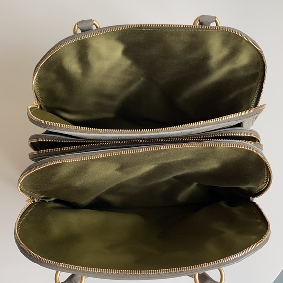 Yves Saint Laurent Crocodile Embossed Nubuck 32 Bag. - Picture 15 of 17